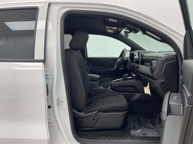 new 2025 Chevrolet Colorado car, priced at $45,000