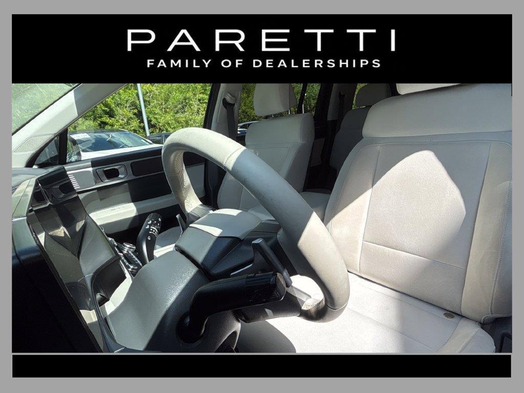 used 2024 Hyundai Santa Fe car, priced at $24,394