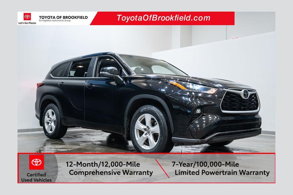 used 2024 Toyota Highlander car, priced at $32,899