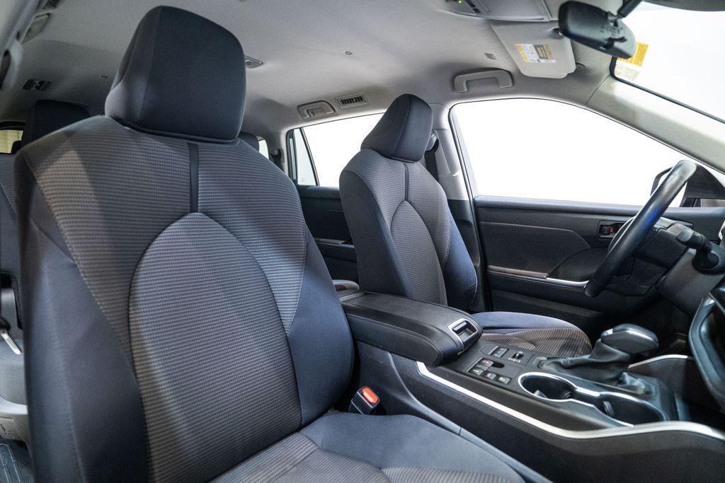 used 2024 Toyota Highlander car, priced at $28,706