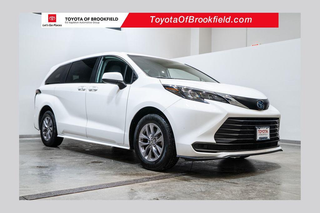 used 2024 Toyota Sienna car, priced at $34,635