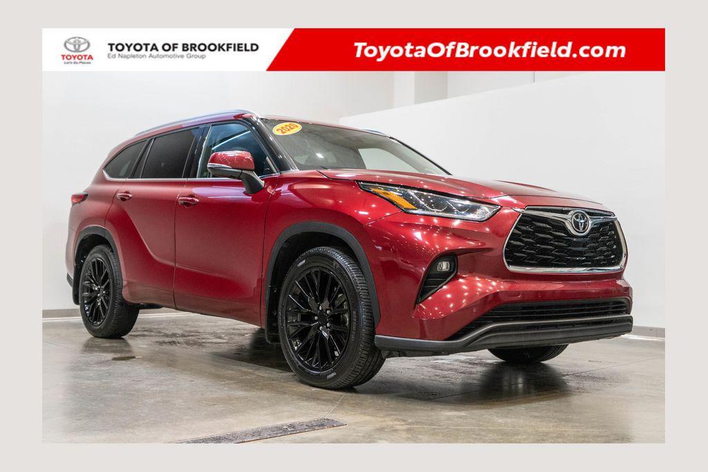used 2020 Toyota Highlander car, priced at $32,083