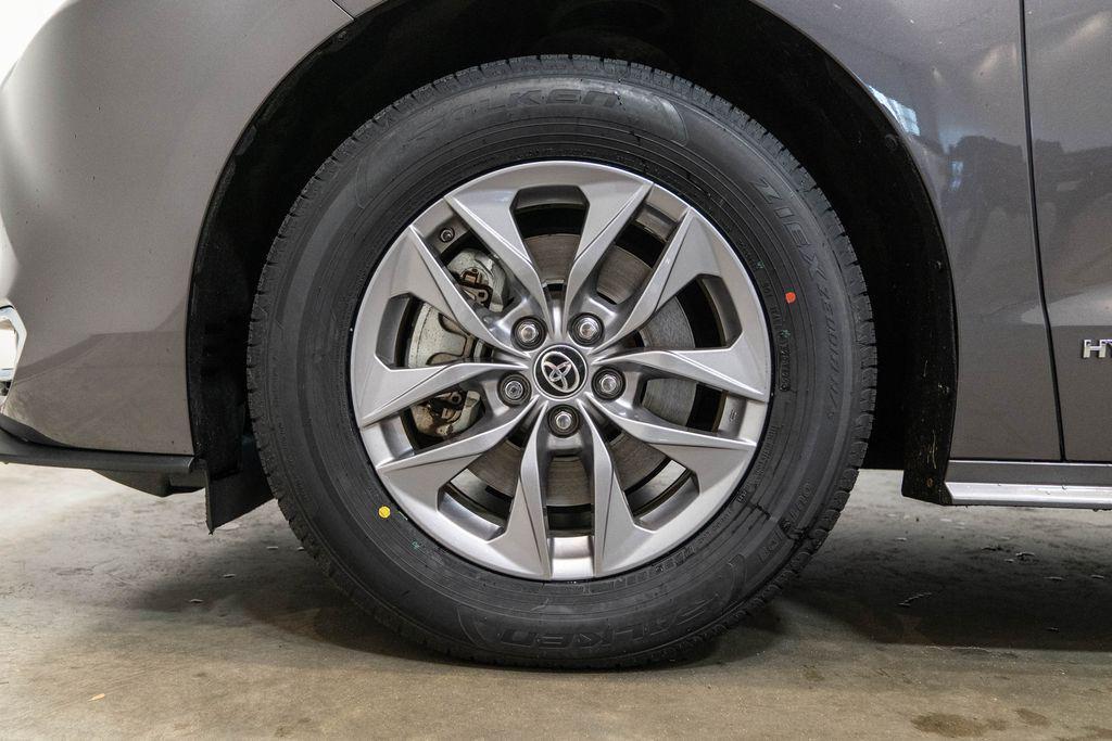 used 2021 Toyota Sienna car, priced at $33,702
