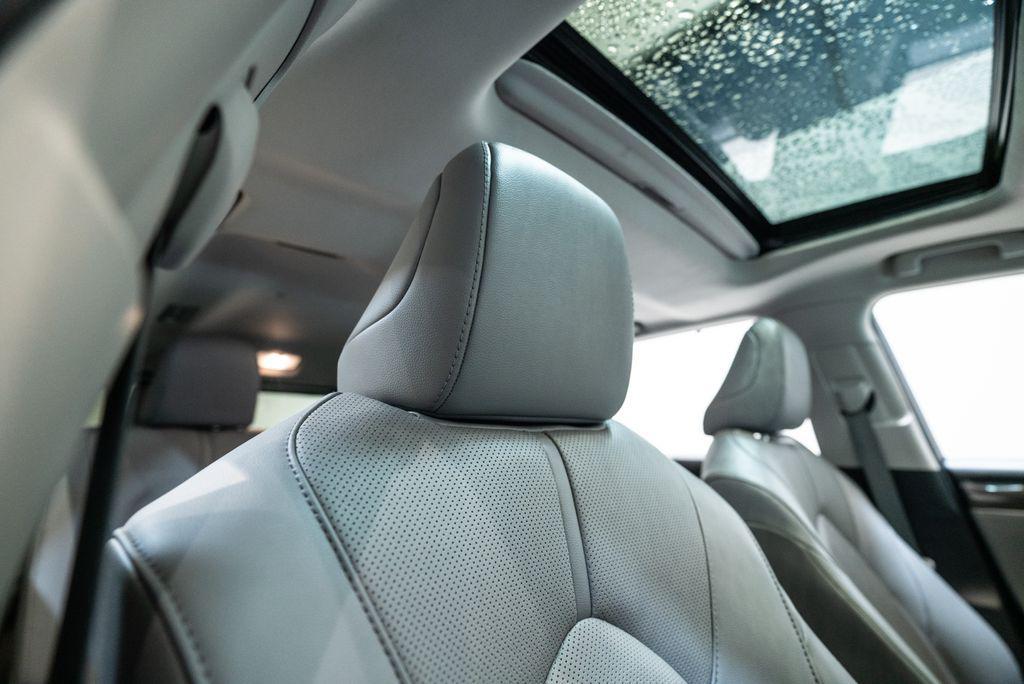 used 2020 Toyota Highlander car, priced at $24,600