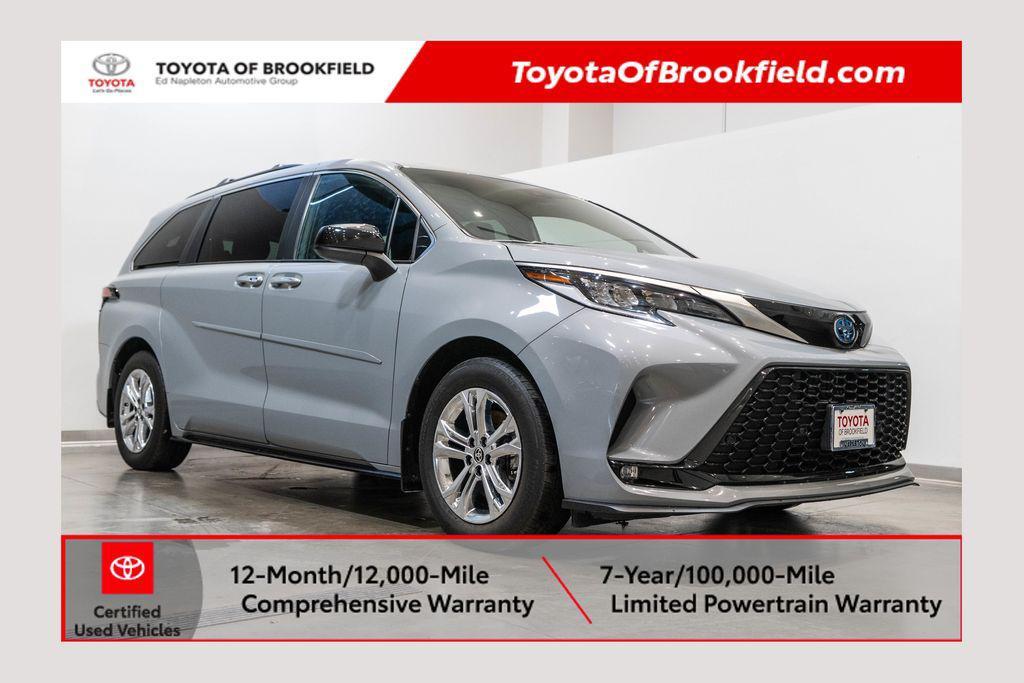 used 2023 Toyota Sienna car, priced at $46,158
