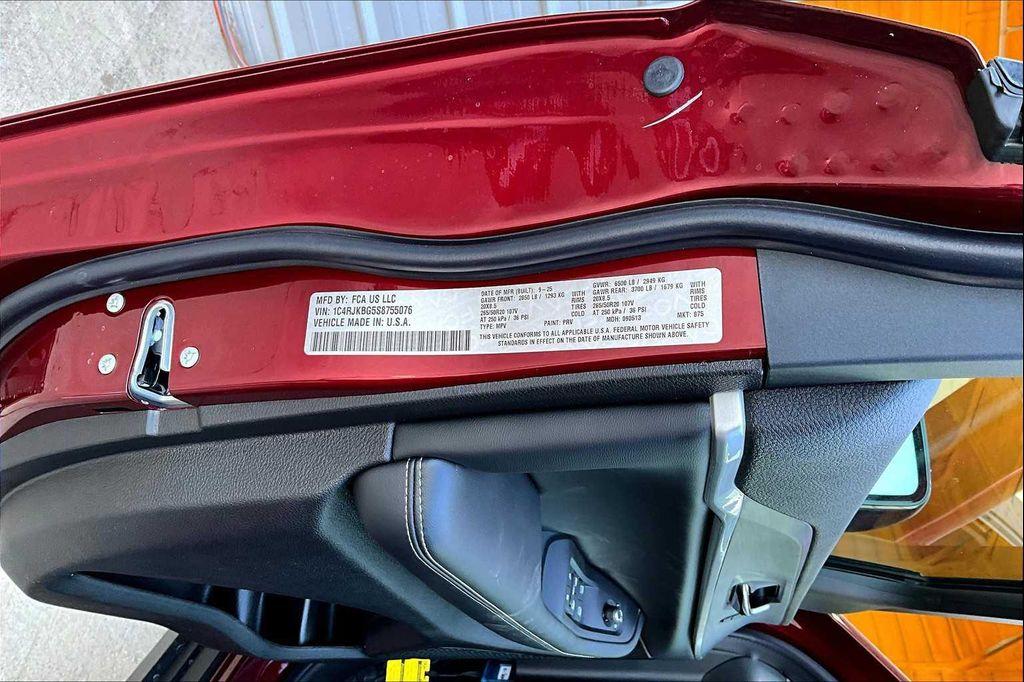 new 2025 Jeep Grand Cherokee L car, priced at $48,815