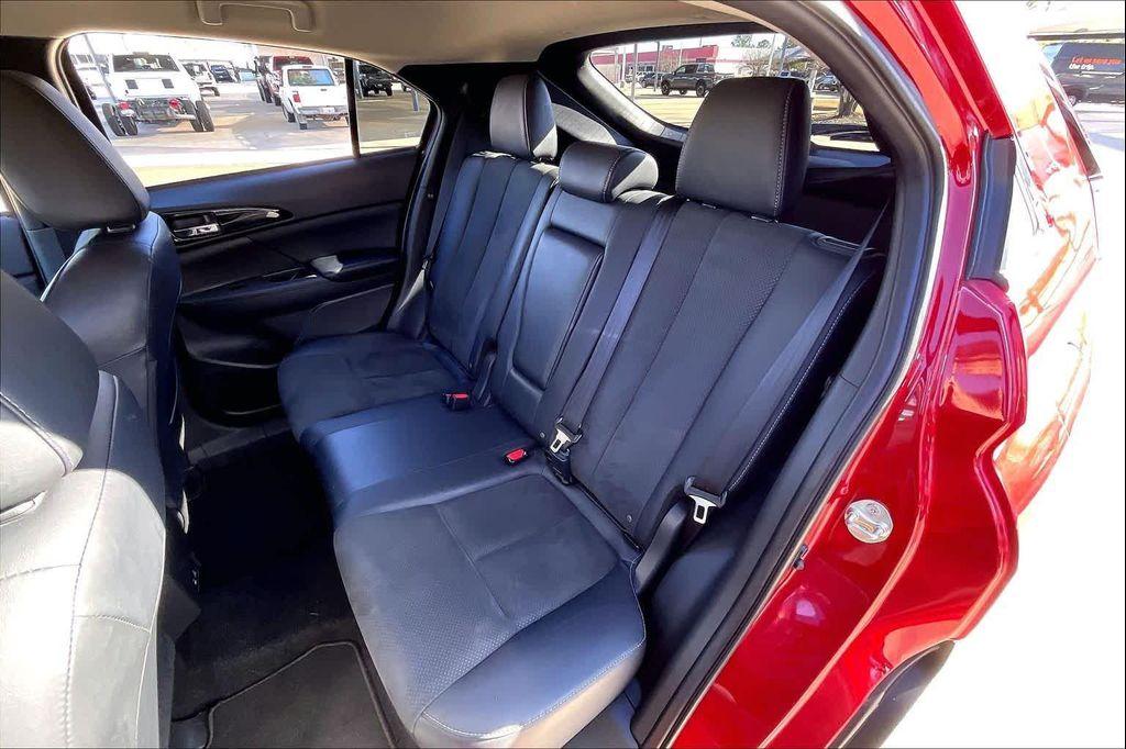 used 2024 Mitsubishi Eclipse Cross car, priced at $17,999