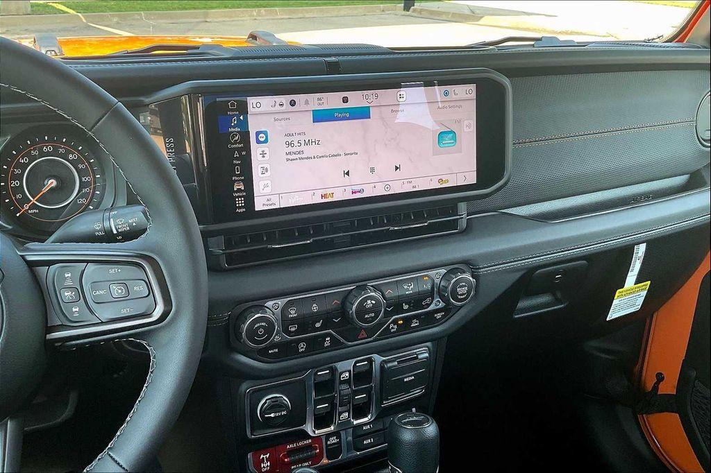 new 2025 Jeep Gladiator car, priced at $56,380