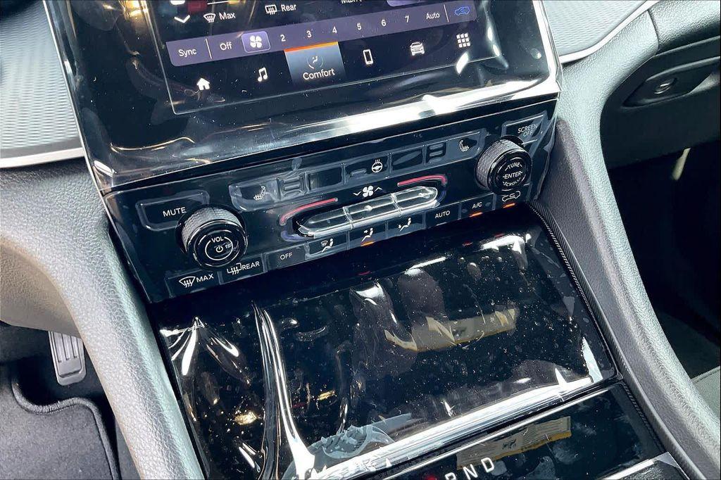 new 2025 Jeep Grand Cherokee L car, priced at $42,915