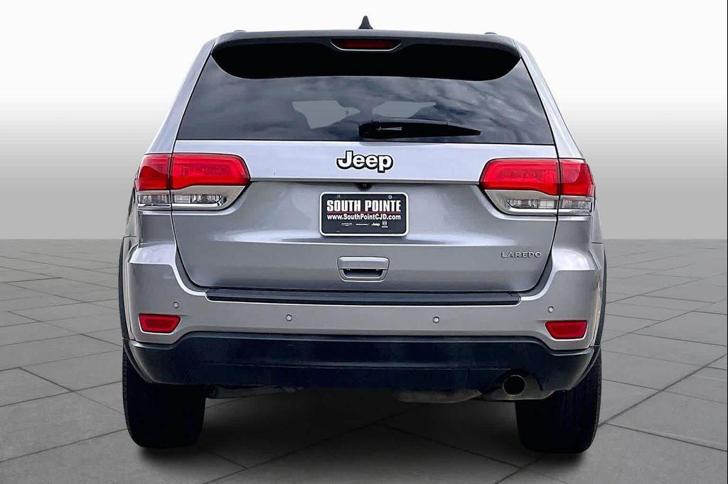 used 2017 Jeep Grand Cherokee car, priced at $10,000