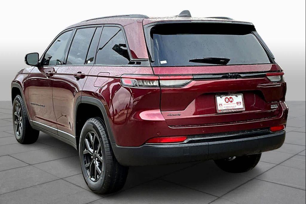 new 2025 Jeep Grand Cherokee car, priced at $41,558