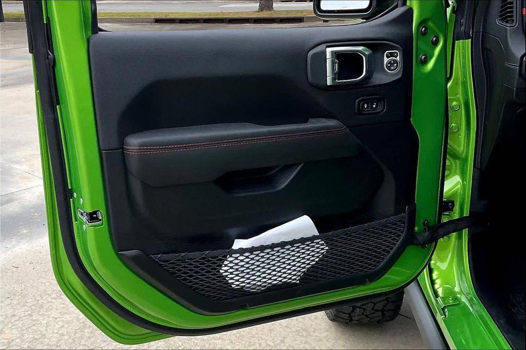 new 2026 Jeep Gladiator car, priced at $61,000