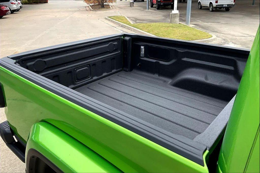 new 2026 Jeep Gladiator car, priced at $61,000