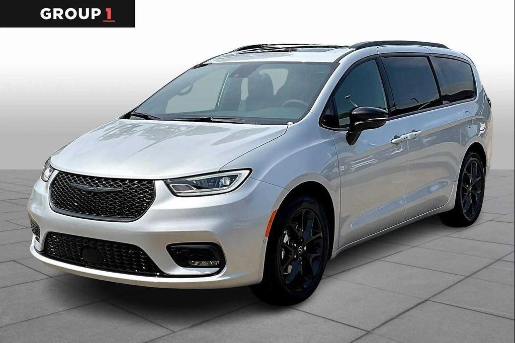 new 2026 Chrysler Pacifica car