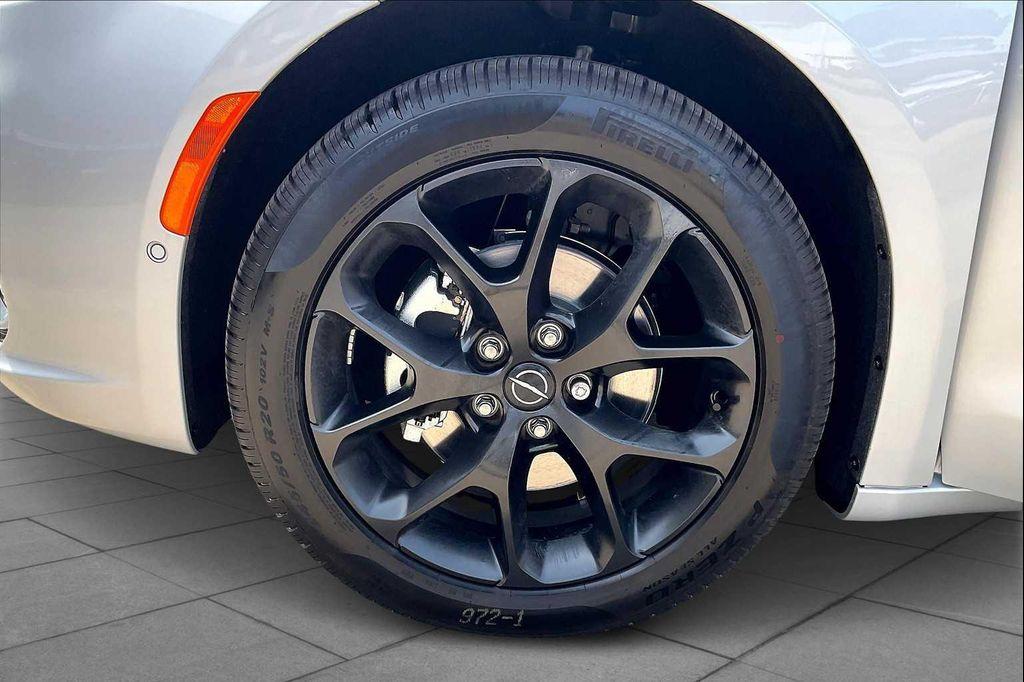 new 2026 Chrysler Pacifica car, priced at $49,235