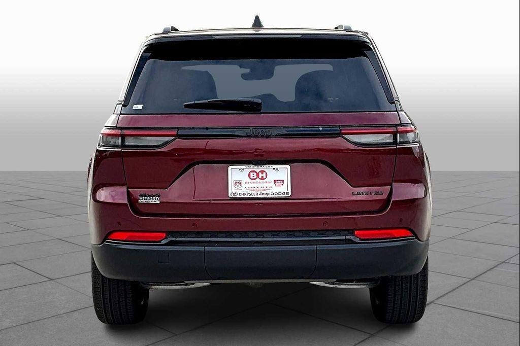 new 2025 Jeep Grand Cherokee car, priced at $46,839