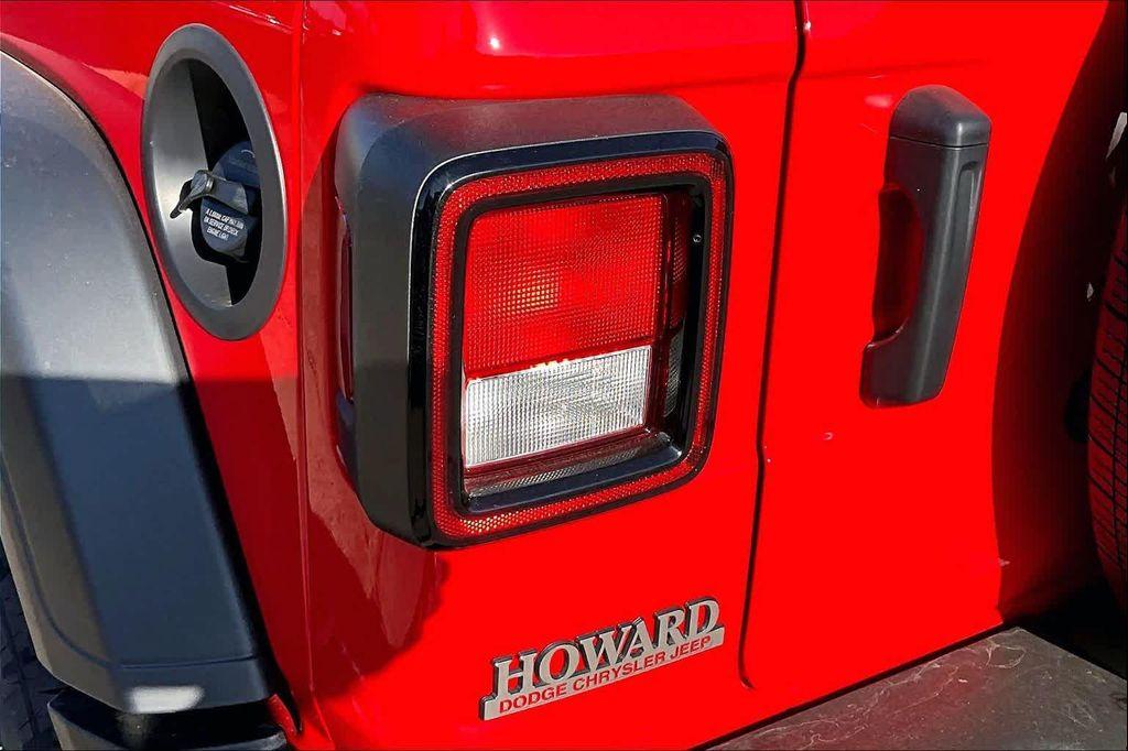 new 2026 Jeep Wrangler car, priced at $39,085