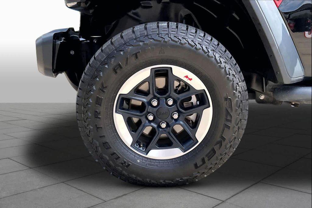 used 2022 Jeep Wrangler Unlimited car, priced at $34,098
