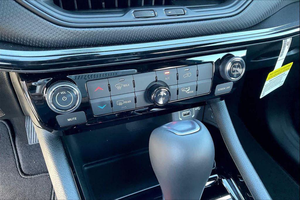 new 2026 Jeep Compass car, priced at $30,805