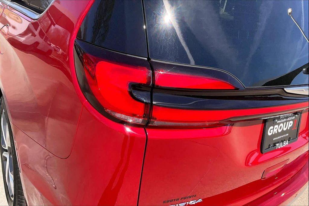 new 2026 Chrysler Pacifica car, priced at $49,509