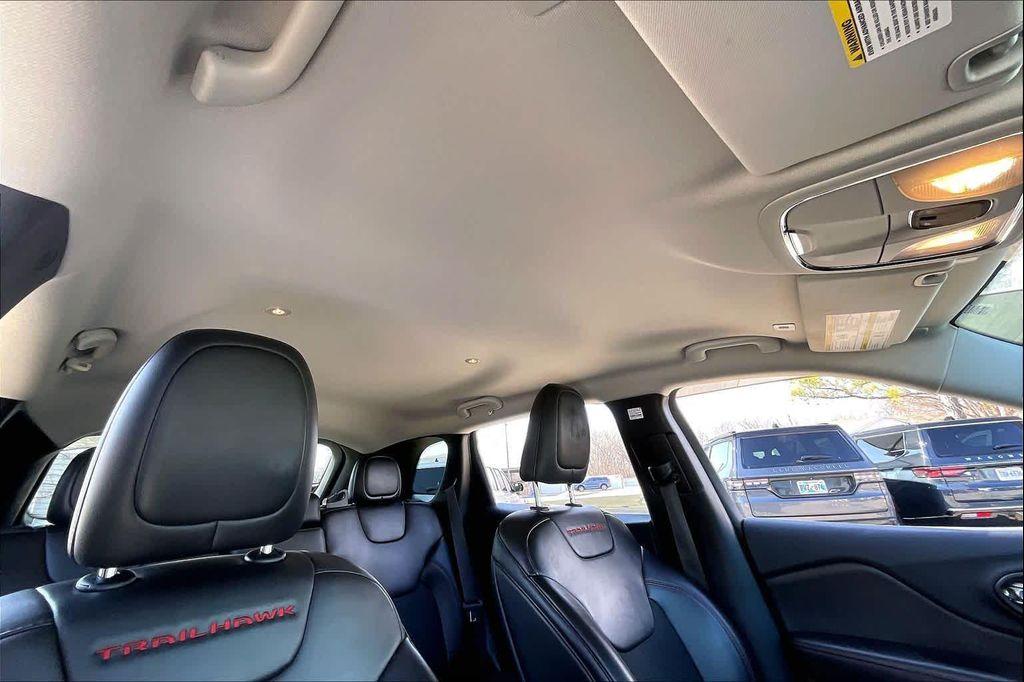 used 2019 Jeep Cherokee car, priced at $13,999