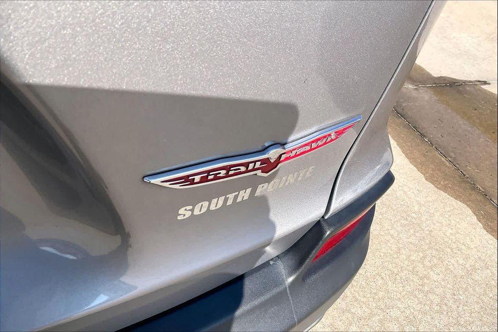 used 2019 Jeep Cherokee car, priced at $13,999