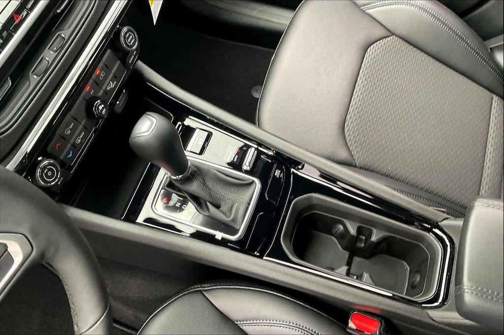 new 2025 Jeep Compass car, priced at $27,755