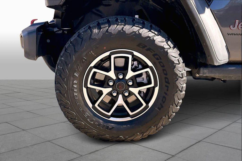 used 2025 Jeep Wrangler car, priced at $40,999