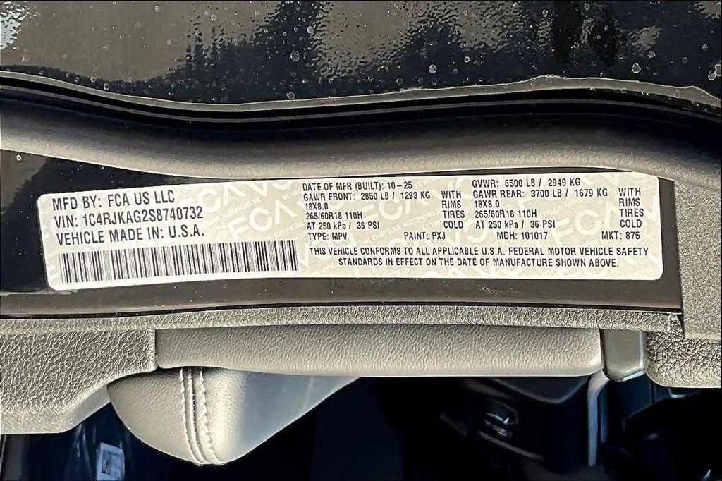 new 2025 Jeep Grand Cherokee L car, priced at $43,755