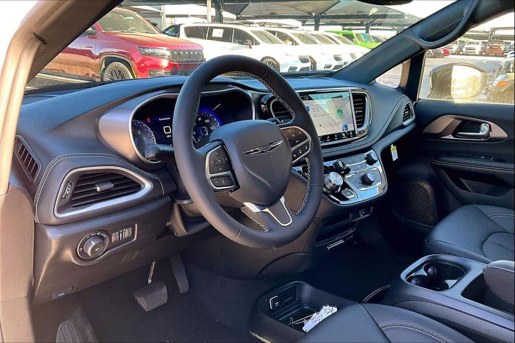 new 2026 Chrysler Pacifica car, priced at $40,065
