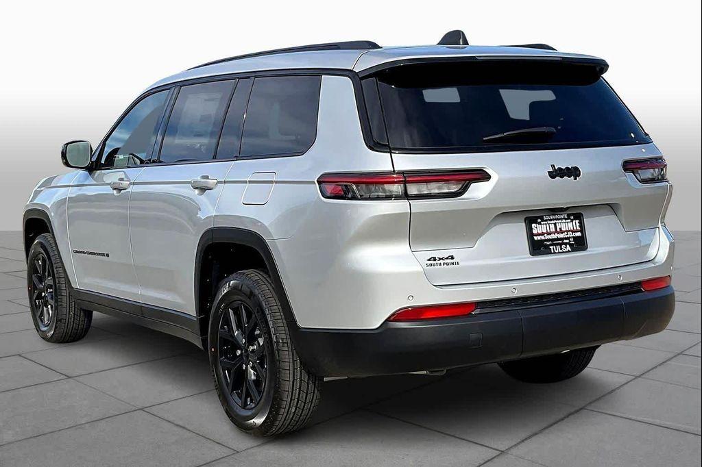 new 2025 Jeep Grand Cherokee L car, priced at $39,924