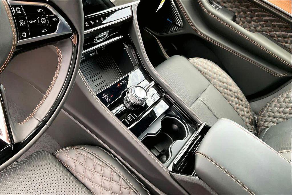 new 2026 Jeep Grand Cherokee L car