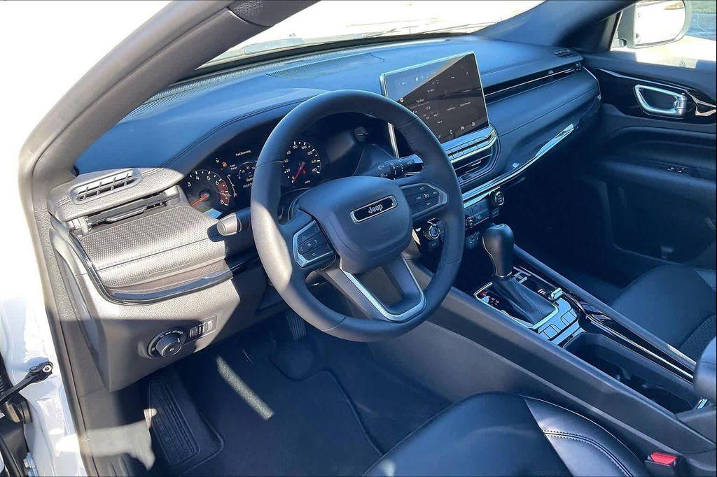 new 2026 Jeep Compass car, priced at $28,500
