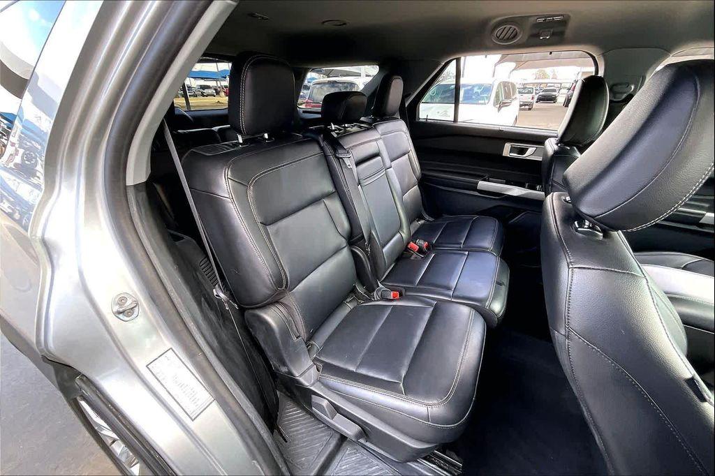 used 2024 Ford Explorer car, priced at $30,999