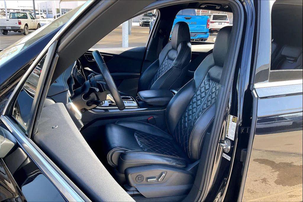 used 2020 Audi SQ7 car, priced at $36,999