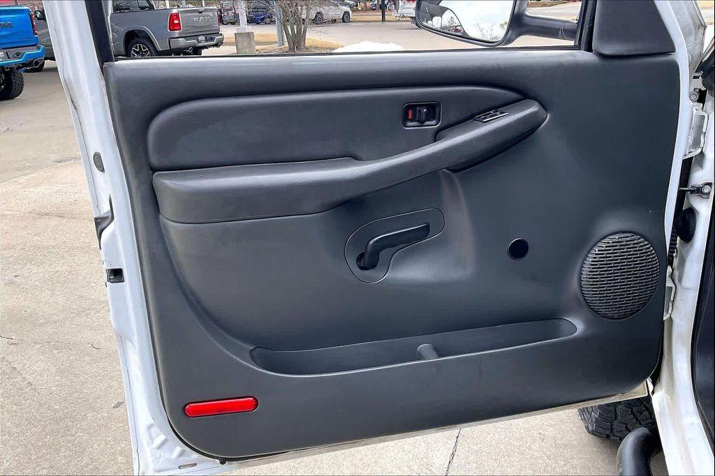 used 2007 Chevrolet Silverado 2500 car, priced at $7,999