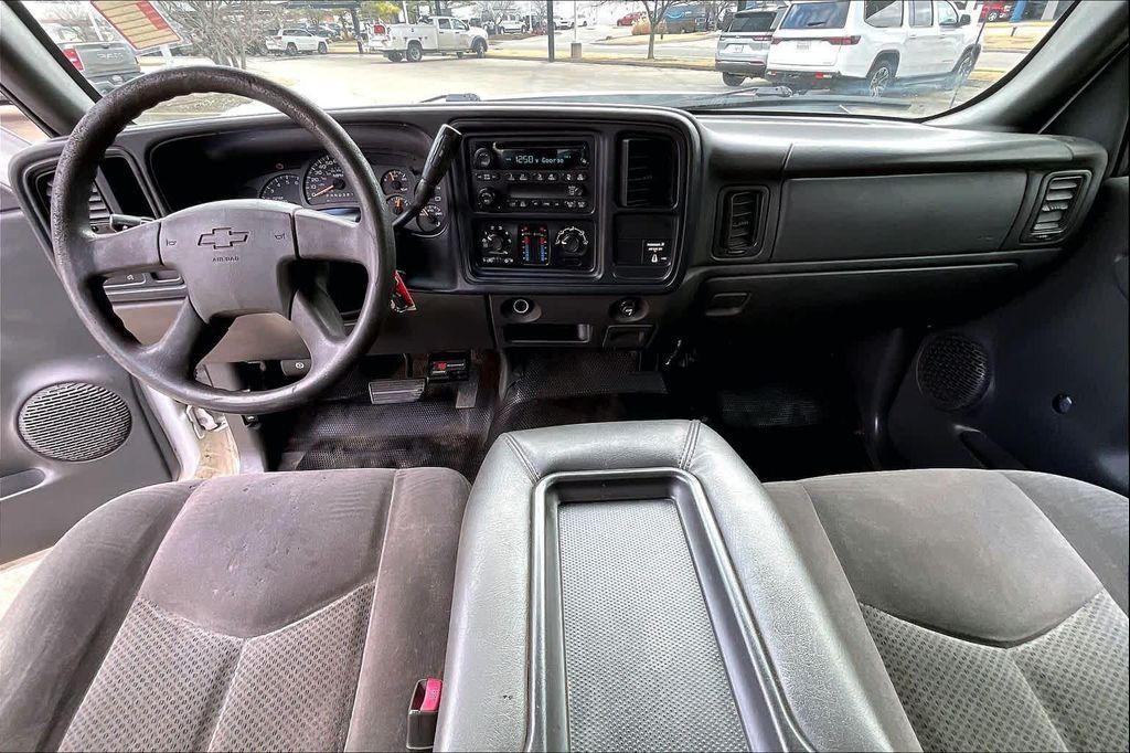 used 2007 Chevrolet Silverado 2500 car, priced at $7,999