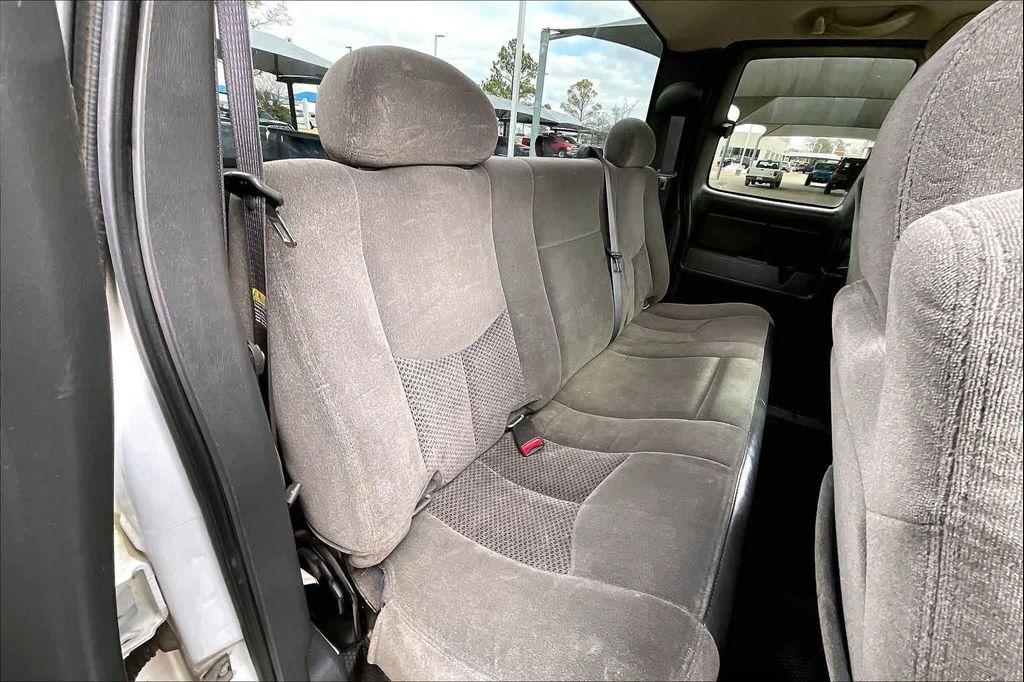 used 2007 Chevrolet Silverado 2500 car, priced at $7,999