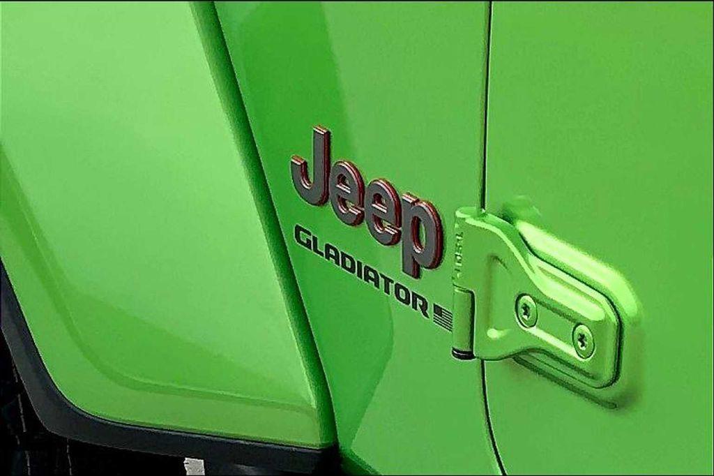 new 2025 Jeep Gladiator car, priced at $51,047