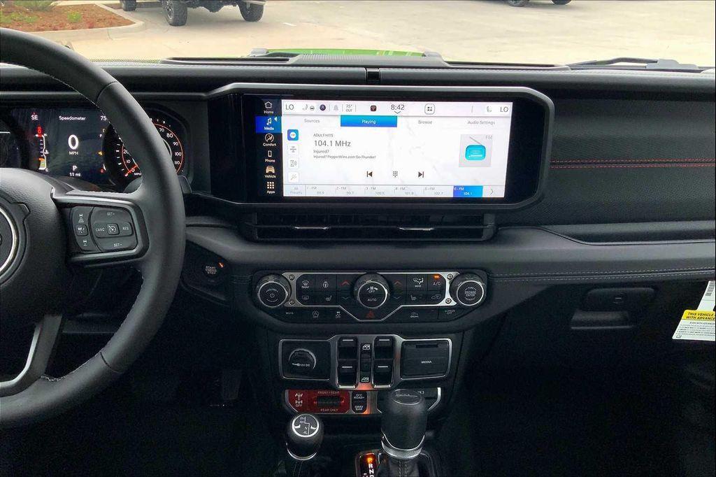 new 2025 Jeep Gladiator car, priced at $51,047