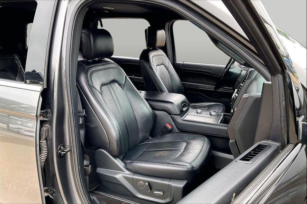 used 2020 Ford Expedition car, priced at $19,999