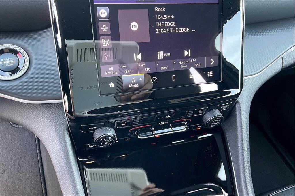 new 2025 Jeep Grand Cherokee car, priced at $43,725