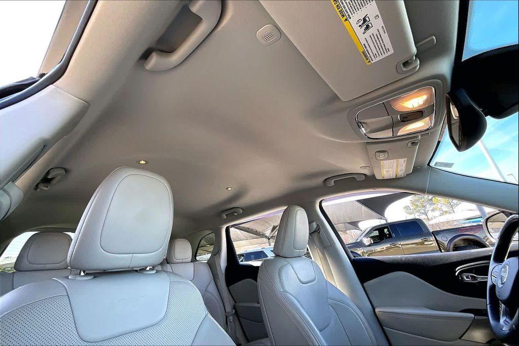 used 2020 Jeep Cherokee car, priced at $17,499