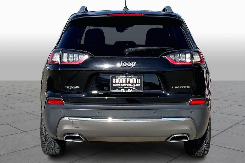 used 2020 Jeep Cherokee car, priced at $17,499
