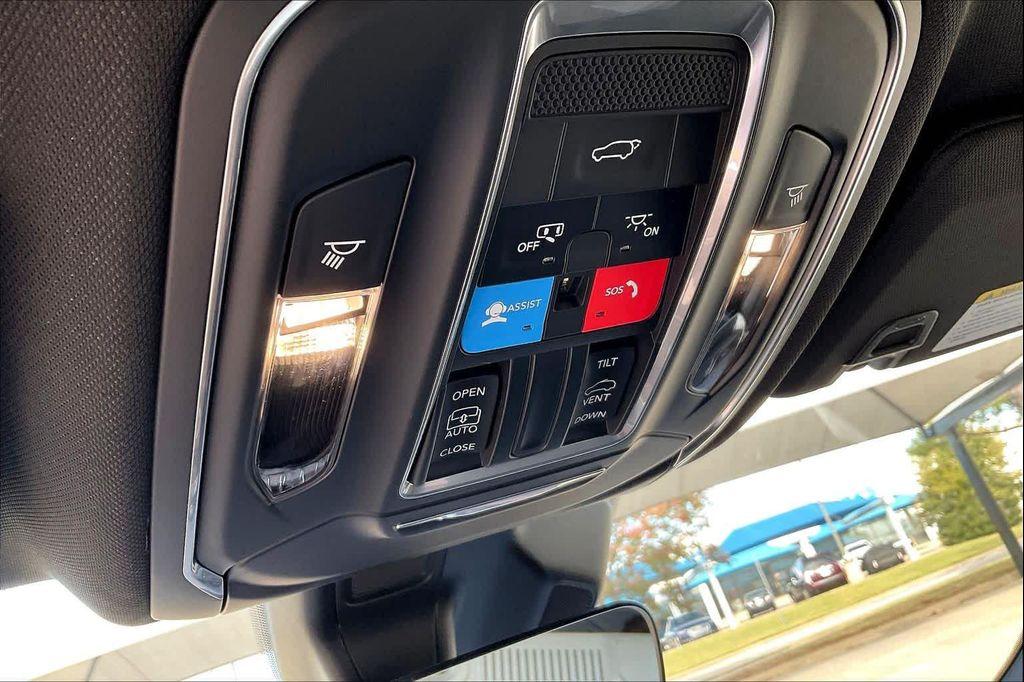 new 2025 Jeep Grand Cherokee L car, priced at $45,725