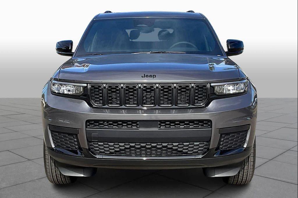 new 2025 Jeep Grand Cherokee L car, priced at $45,725