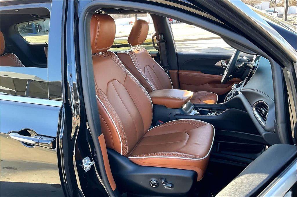 used 2024 Chrysler Pacifica car, priced at $42,999