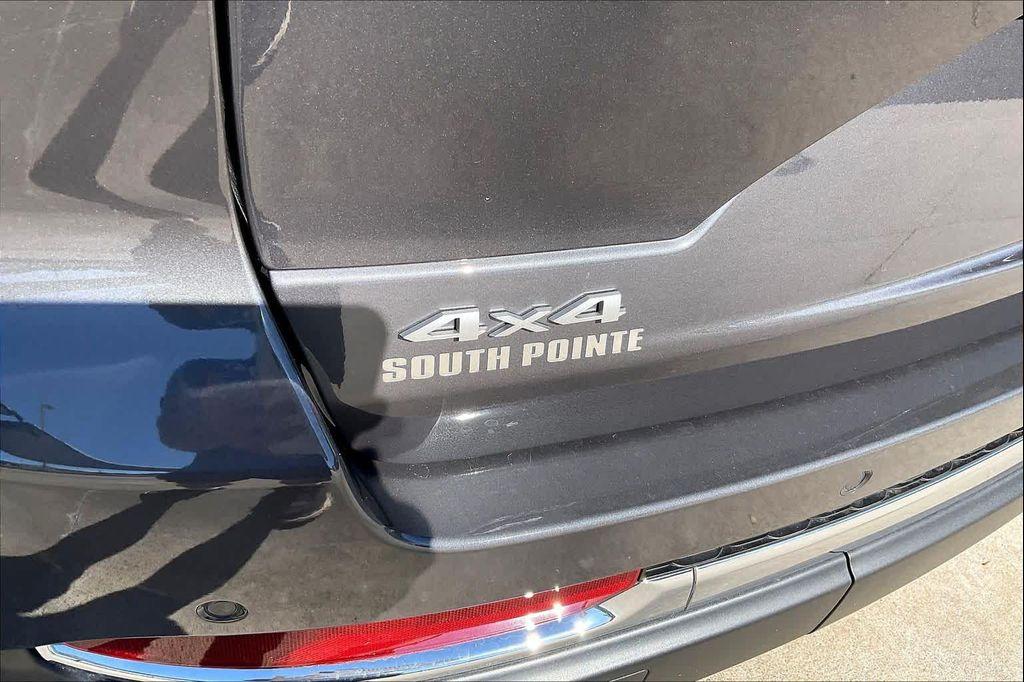 new 2025 Jeep Grand Cherokee car, priced at $41,165