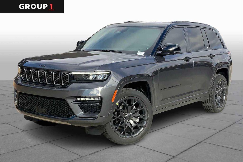 new 2025 Jeep Grand Cherokee car, priced at $57,015