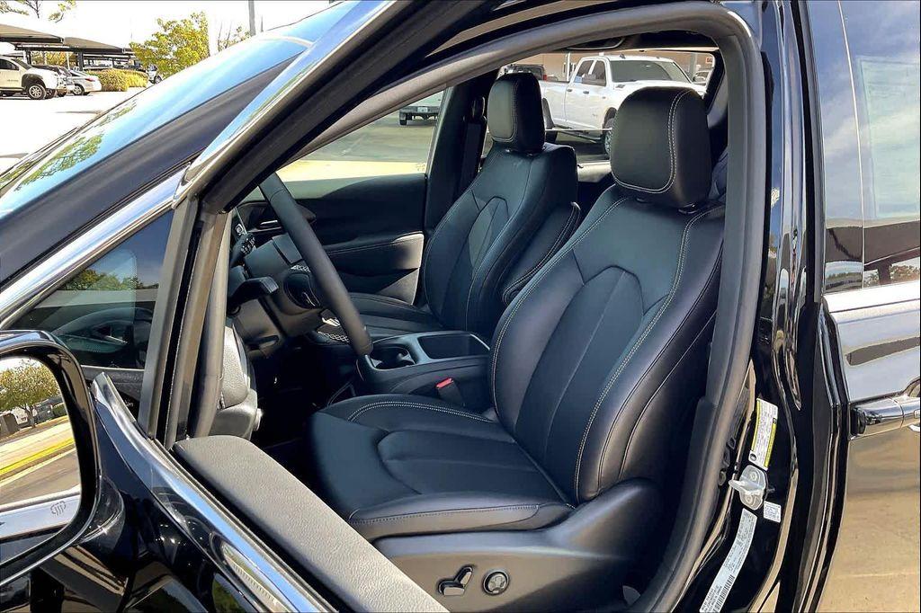 new 2026 Chrysler Pacifica car, priced at $43,145